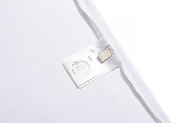 モンクレールTシャツ角部分ディテール